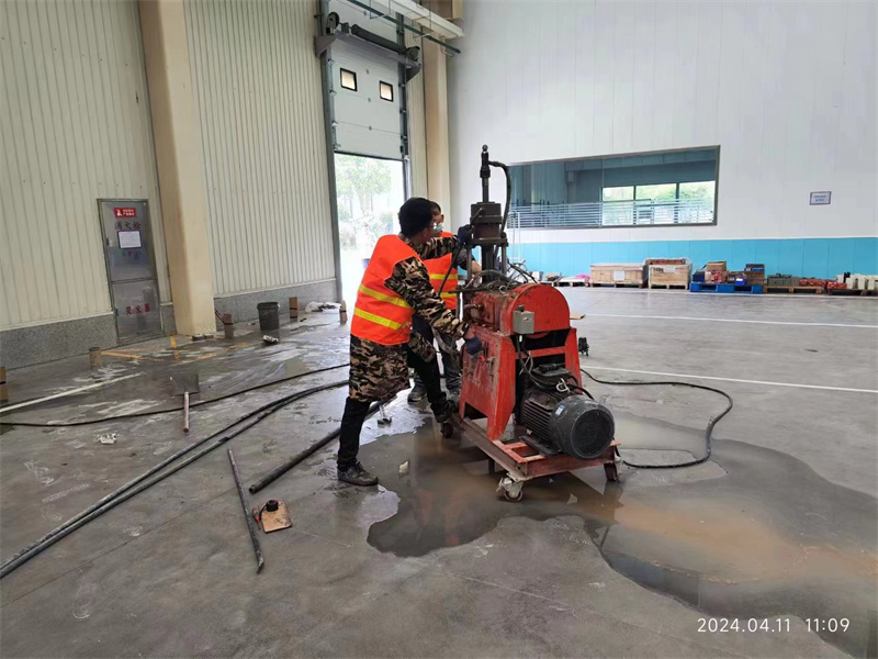 西岗厂房地面下沉塌陷注浆加固施工